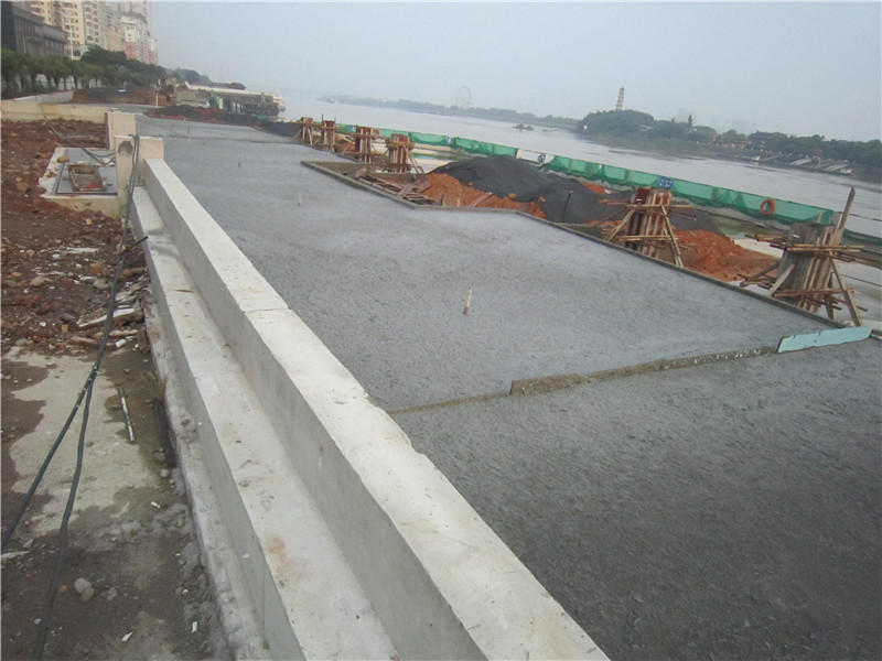 江濱路景觀(guān)帶回填工程